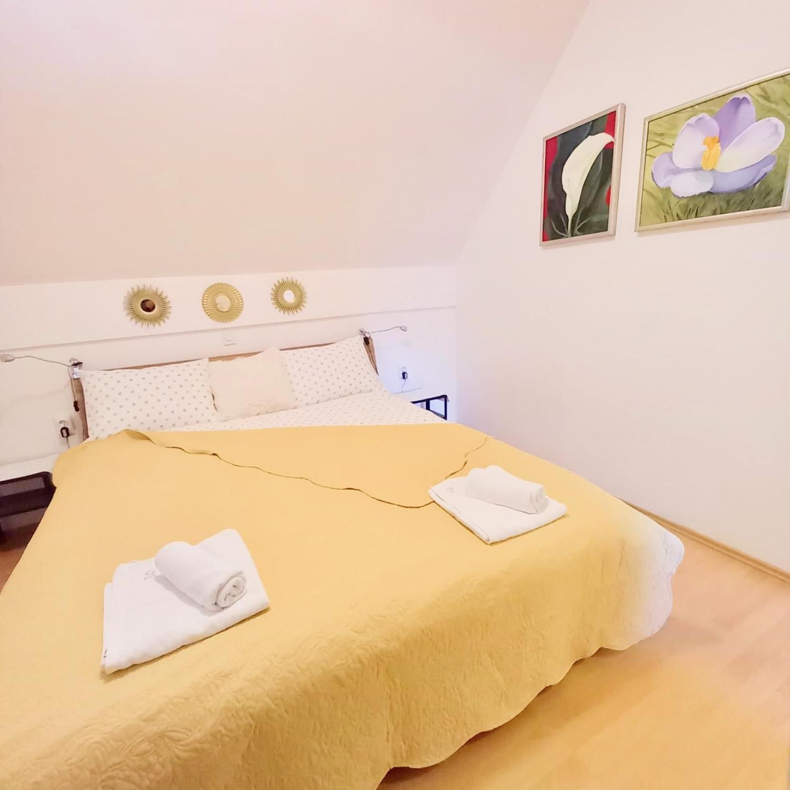 Miabella House - 2 Bedrooms And Terrace Brezice Ngoại thất bức ảnh
